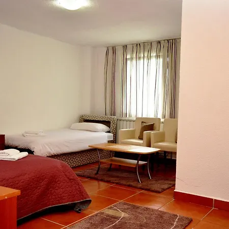Rudar 3* Tuzla