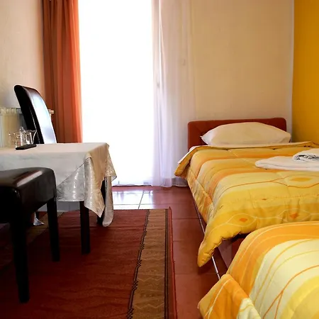Rudar 3* Tuzla